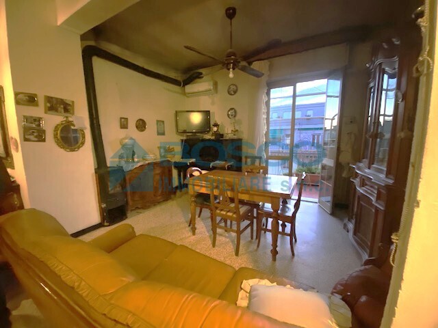 Quadrilocale con terrazzo in via vittorio veneto 259, La Spezia