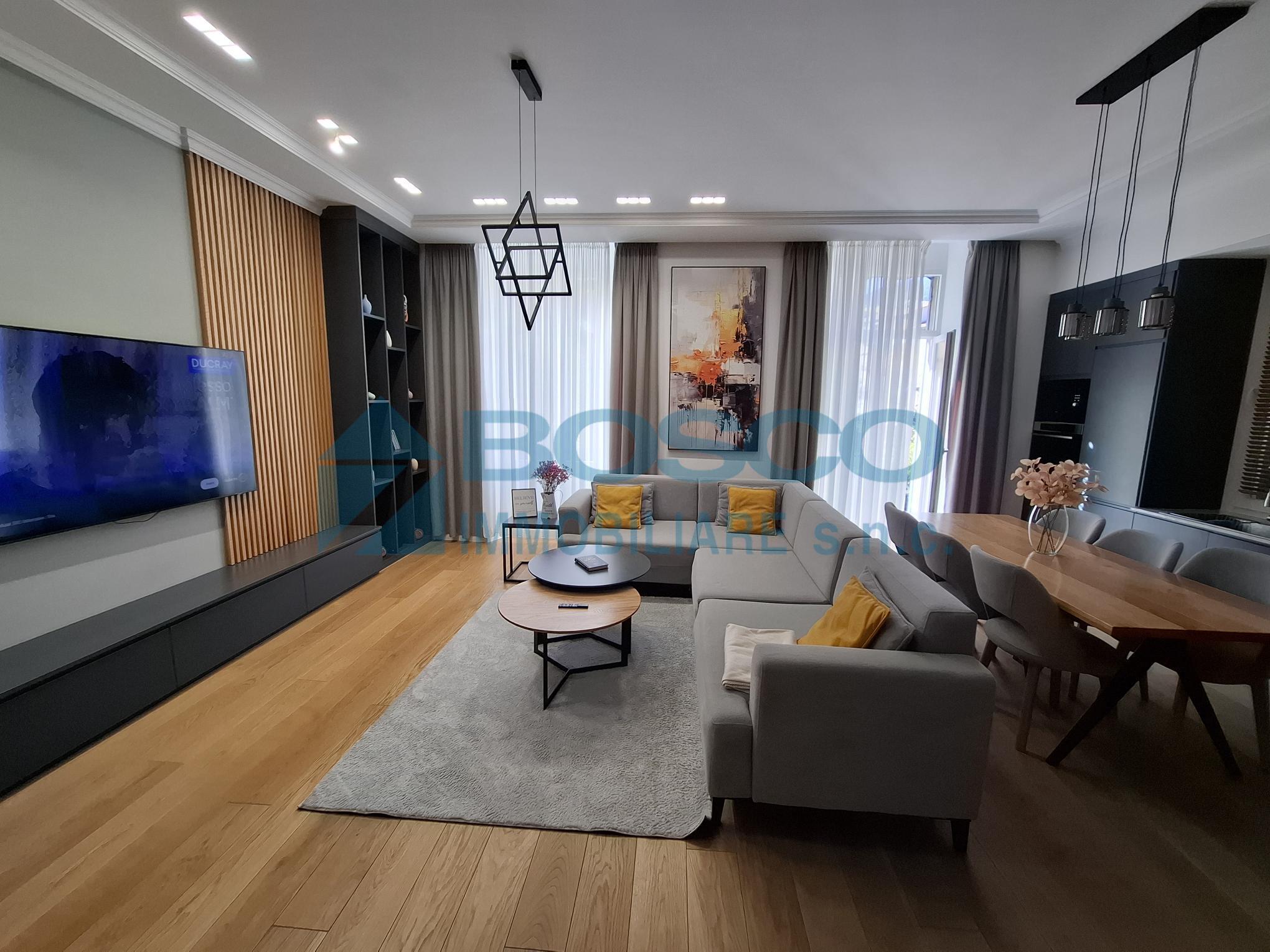 Appartamento ristrutturato in piazza garibaldi, La Spezia