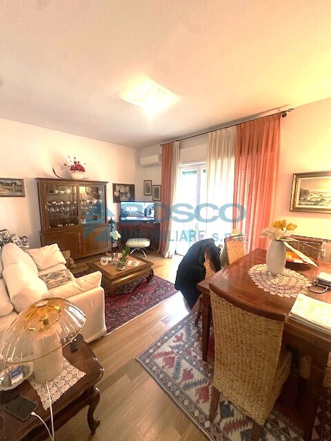 Quadrilocale ristrutturato in via vittorio veneto, La Spezia