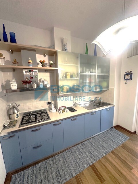 Quadrilocale ristrutturato in via vittorio veneto, La Spezia