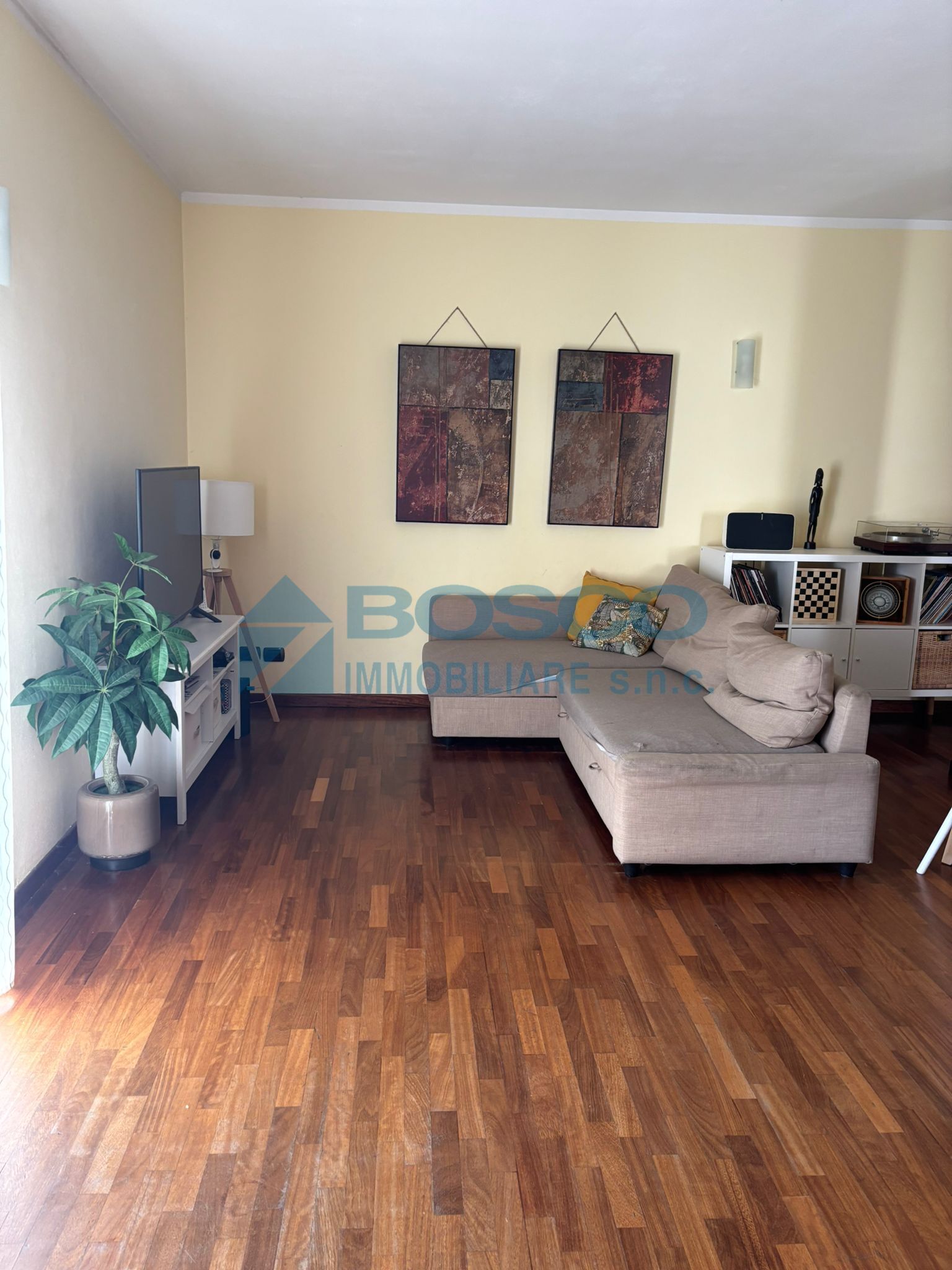 Quadrilocale con giardino in salita ruffino 43, La Spezia