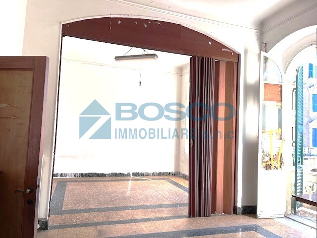 Appartamento con terrazzo in piazza benedetto brin 5, La Spezia