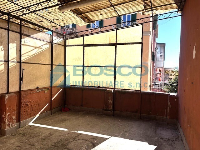 Appartamento con terrazzo in piazza benedetto brin 5, La Spezia