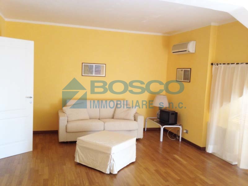 Monolocale ristrutturato, Lerici san terenzo