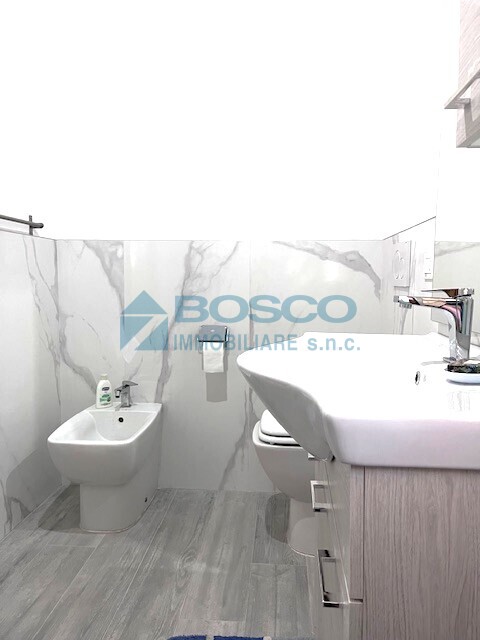 Quadrilocale con terrazzo in via alfredo poggiolini 16, La Spezia