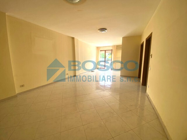 Quadrilocale con terrazzo in via san martino, Follo