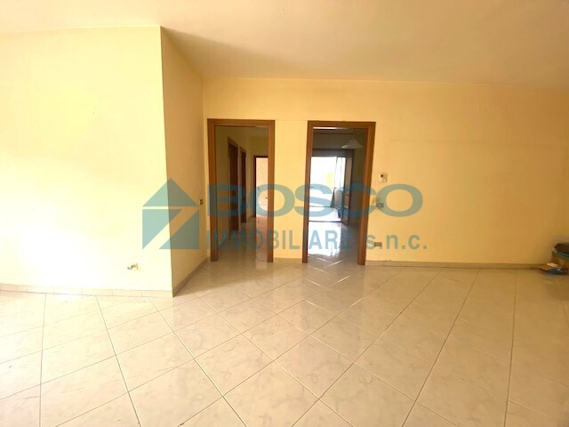 Quadrilocale con terrazzo in via san martino, Follo