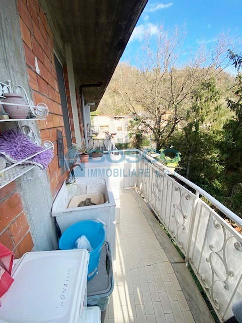 Quadrilocale ristrutturato, Vezzano Ligure bottagna