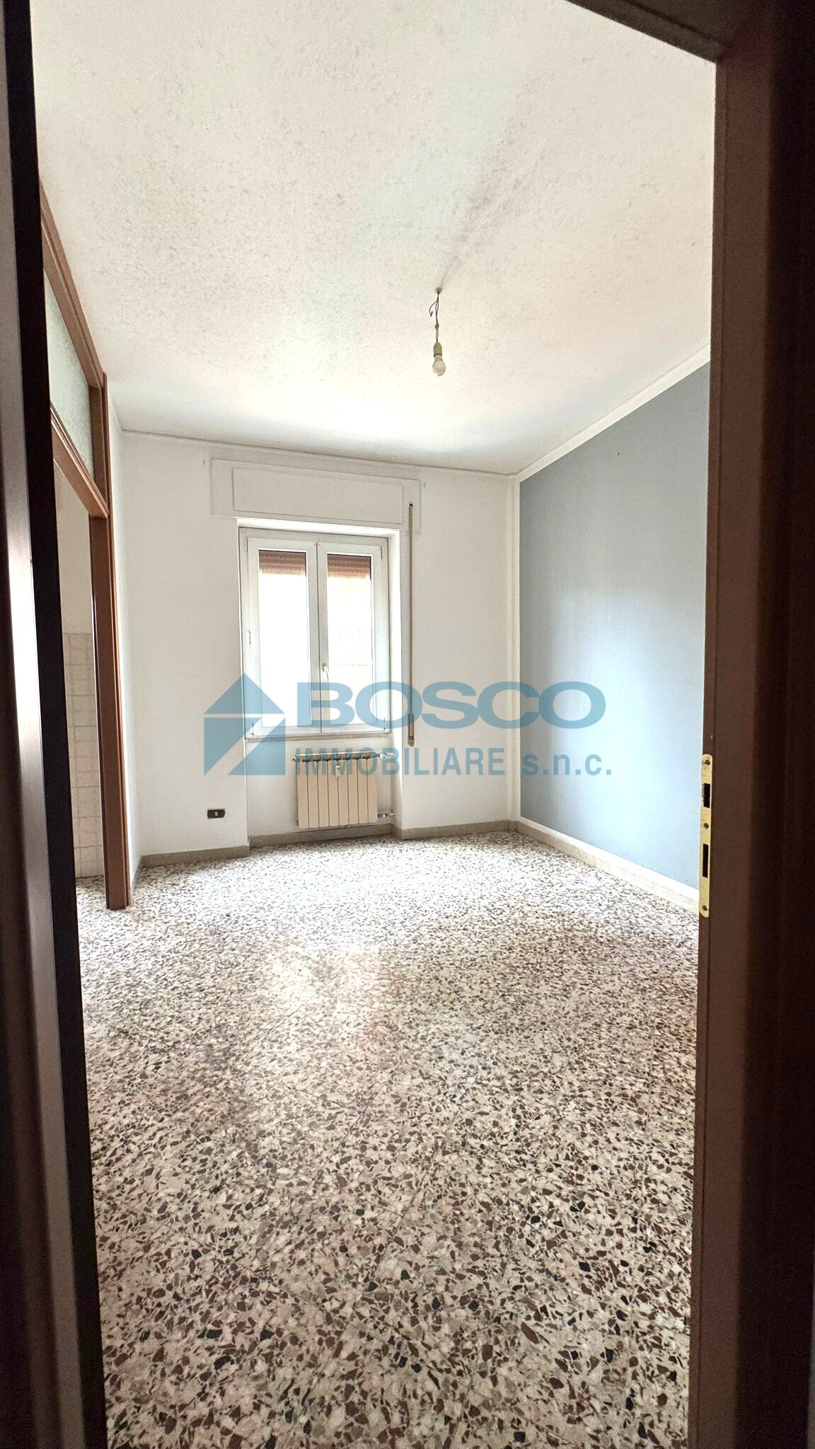 Appartamento da ristrutturare in via vincenzo bellini, La Spezia