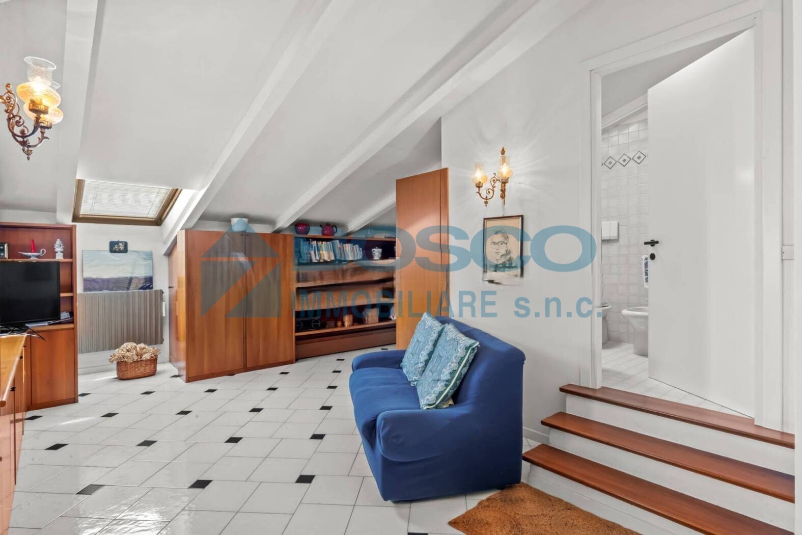 Casa indipendente vista mare in via montepertico 110, La Spezia