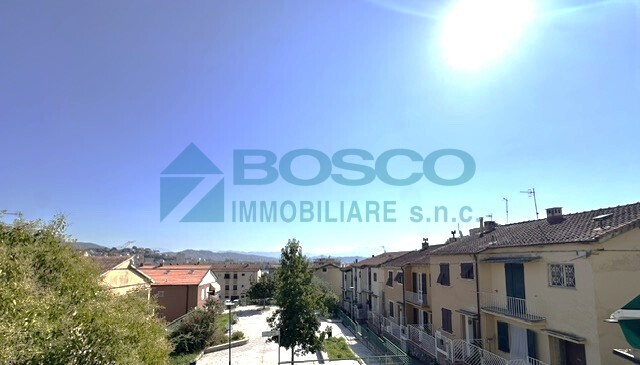 Appartamento vista mare in via paverano, La Spezia