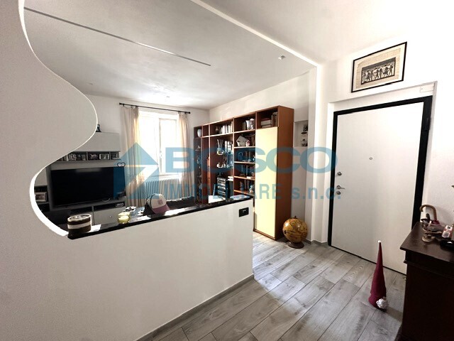 Appartamento vista mare in via paverano, La Spezia