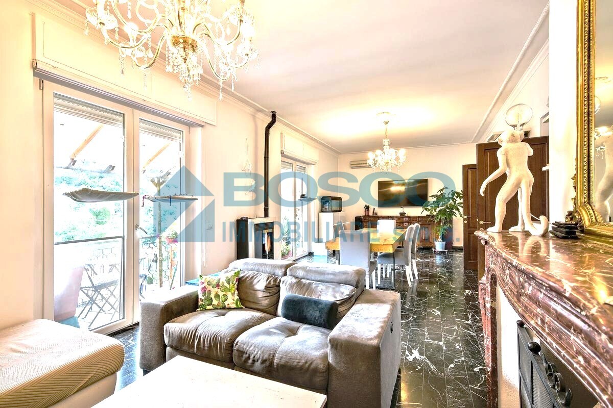 Appartamento con terrazzo in via aurelia sud, Ricc� del Golfo di Spezia