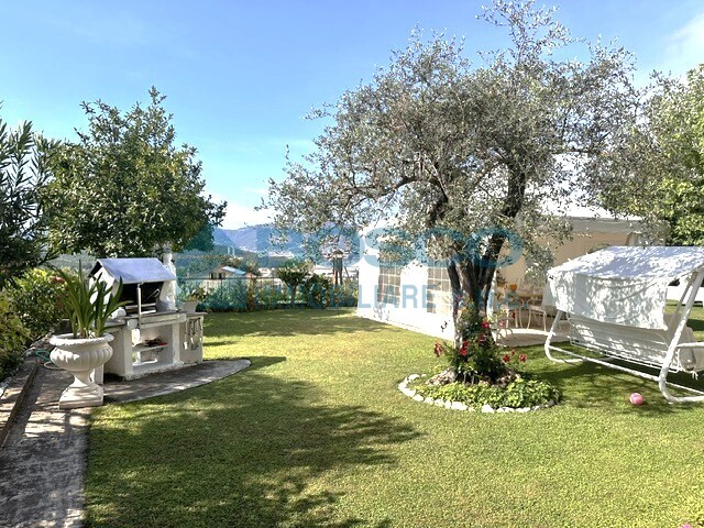 Casa indipendente vista mare in via amedeo sommovigo, La Spezia