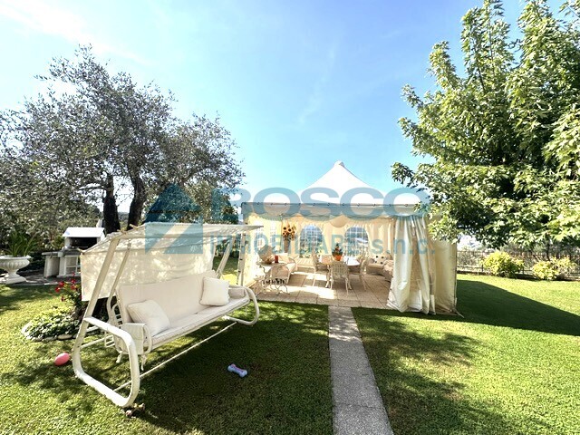 Casa indipendente vista mare in via amedeo sommovigo, La Spezia