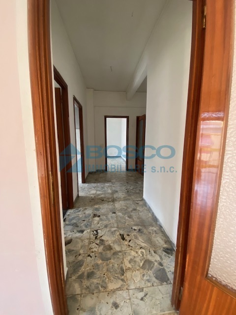 Trilocale con terrazzo in via claudio monteverdi, La Spezia