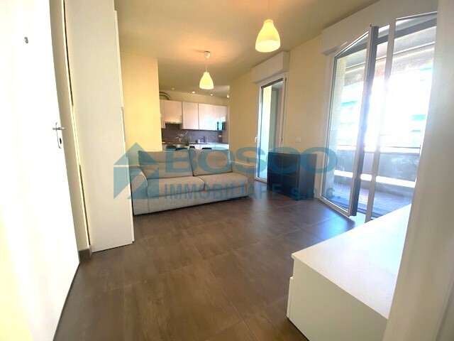 Trilocale con box in piazza dante alighieri 91, La Spezia