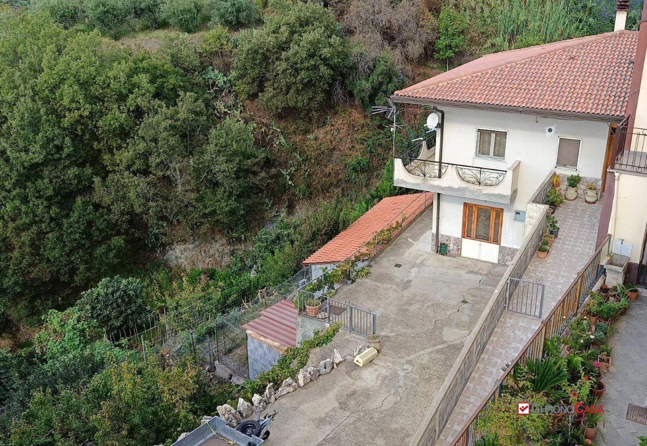 Villa in vendita a Al� Terme