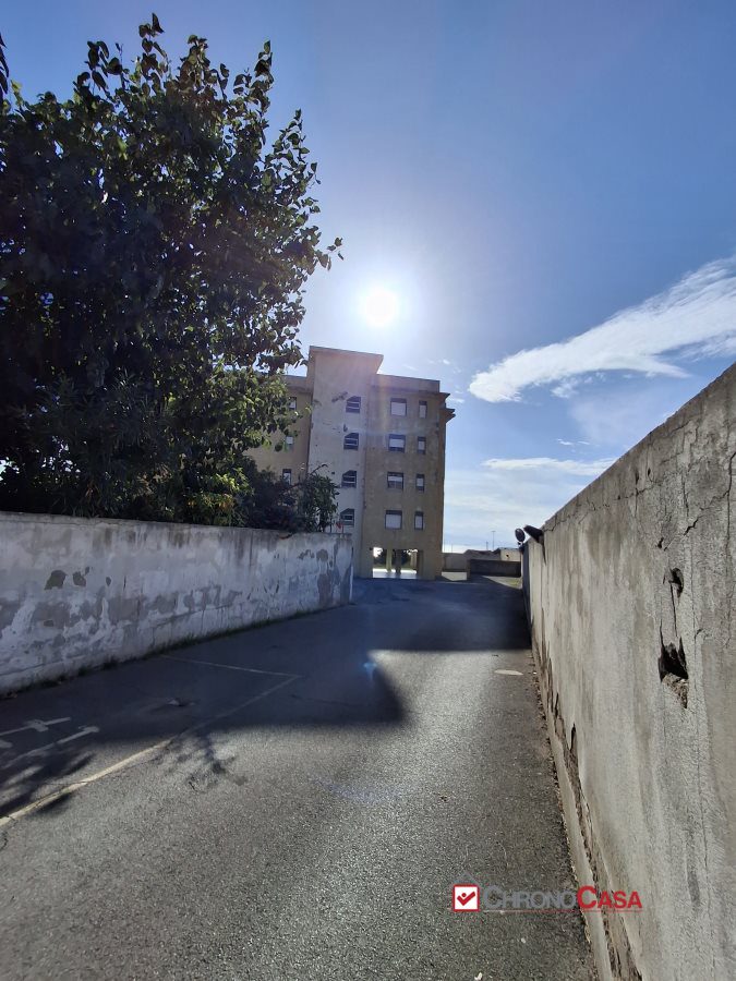 Box/Garage 12mq in affitto a Messina