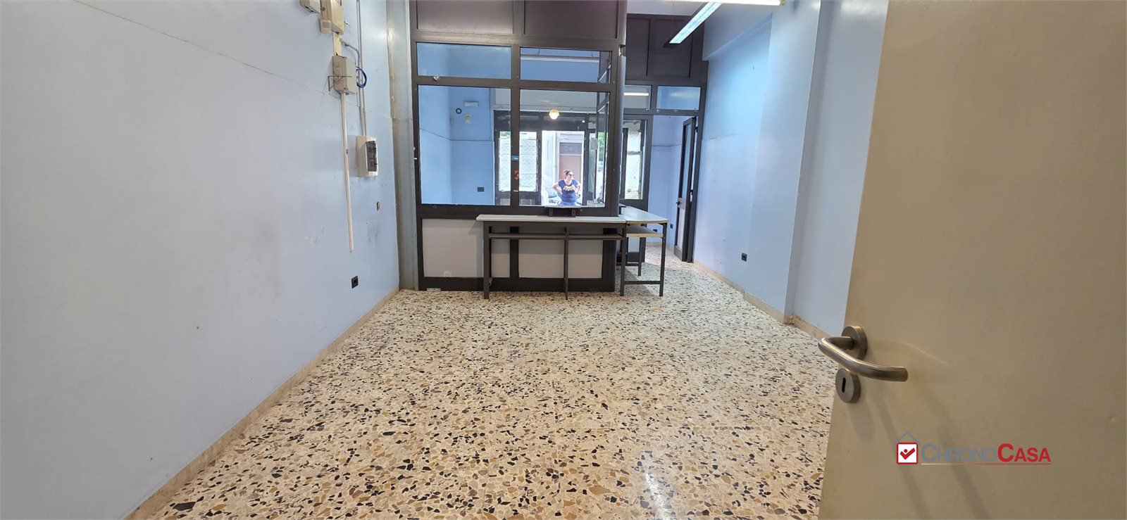 Locale commerciale in vendita a Messina