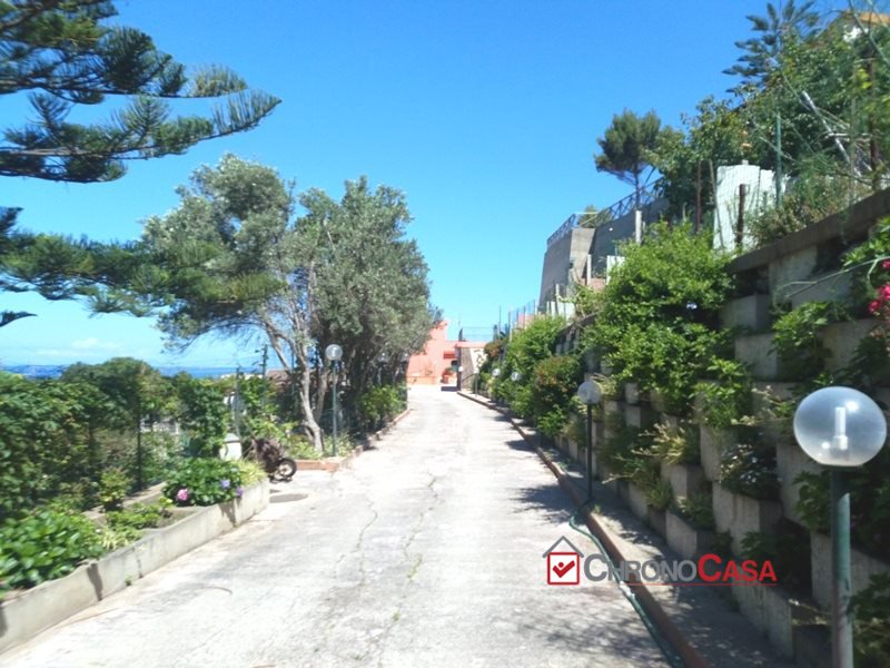 Villa vista mare a Messina