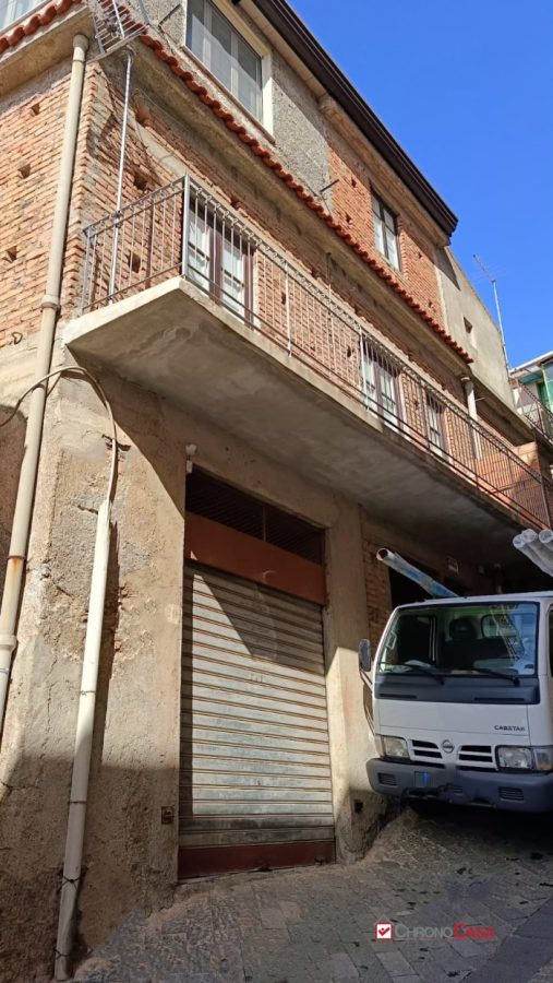 Quadrilocale in vendita a Al� Terme