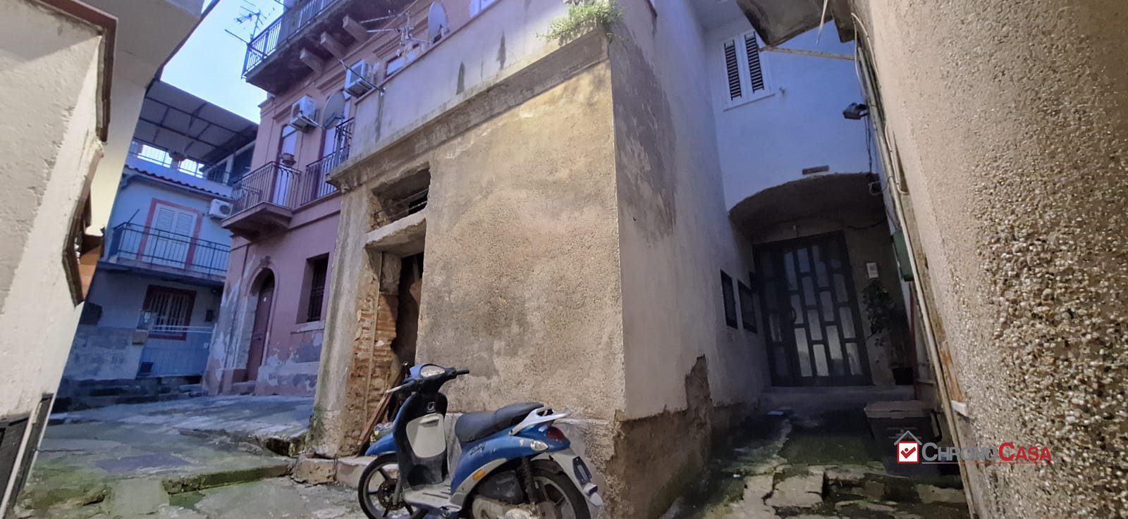 Magazzino in vendita a Messina