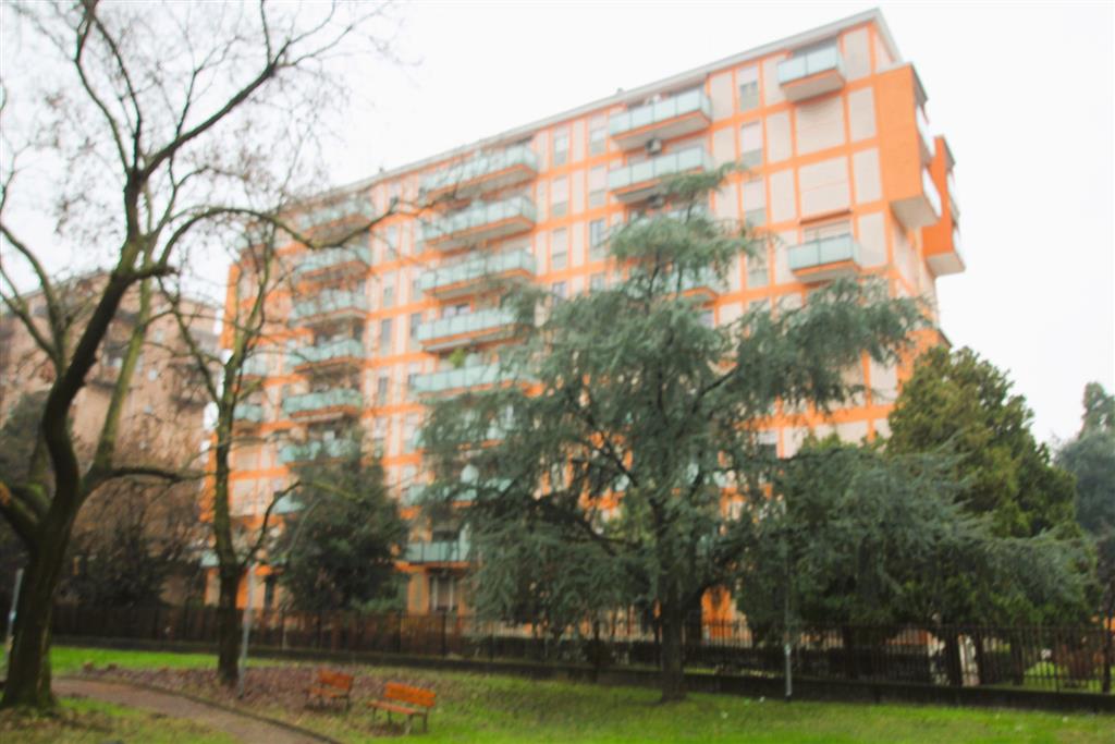 Appartamento ristrutturato in via alfieri 9, Cinisello Balsamo