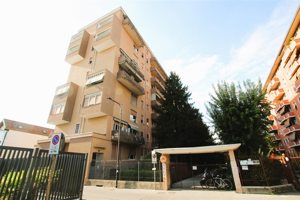 Appartamento con box in via alfieri 7, Cinisello Balsamo