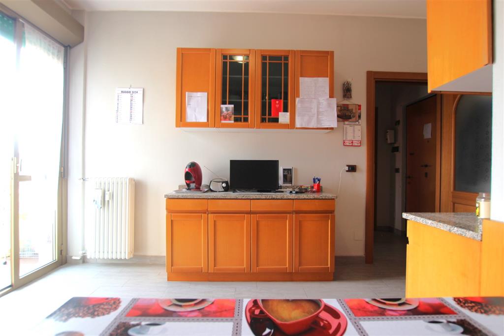 Appartamento con box in via monte grappa 62/b, Cinisello Balsamo