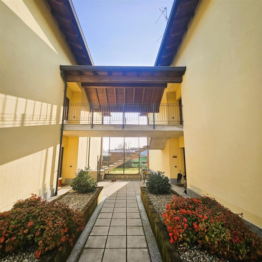 Quadrilocale con box doppio in largo rebattini 6 briosco, Briosco