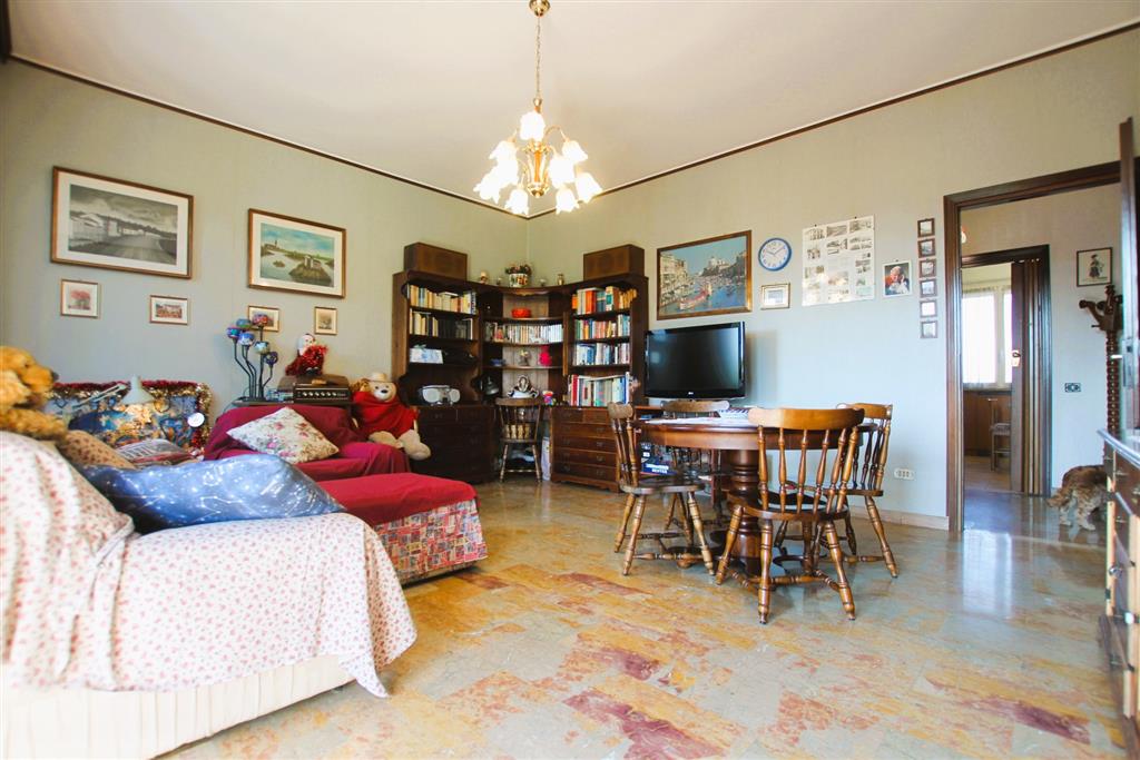 Appartamento con terrazzo in via cilea 45, Cinisello Balsamo