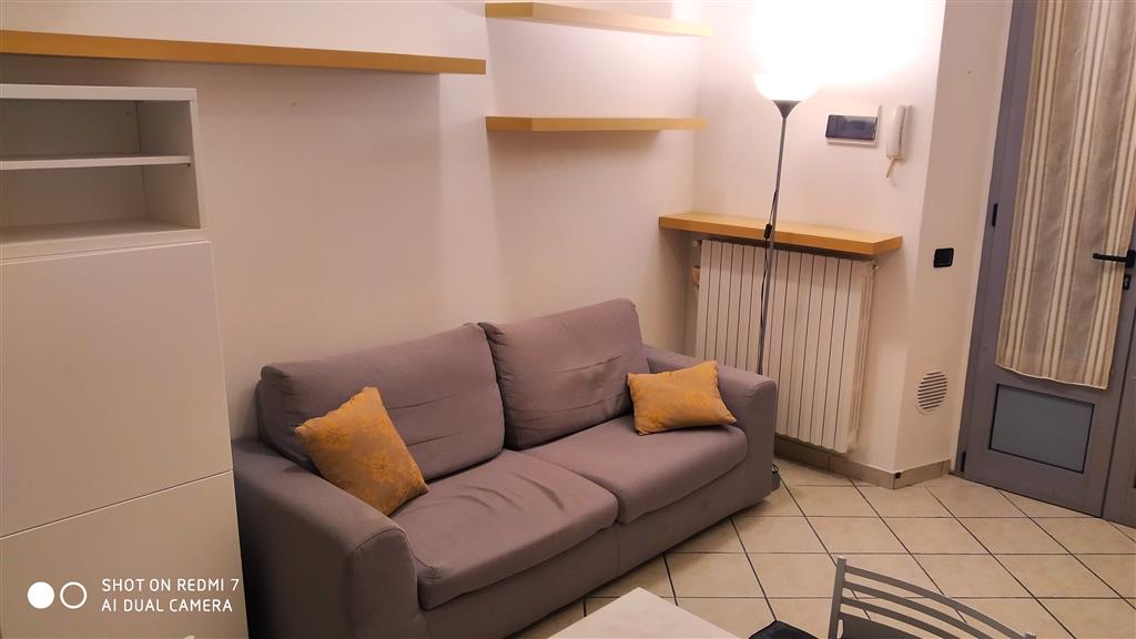 Appartamento arredato in affitto in via alessandro volta  17, Monza