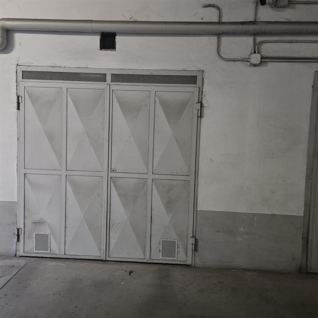Box/Garage 11mq con box in viale gramsci 307, Sesto San Giovanni
