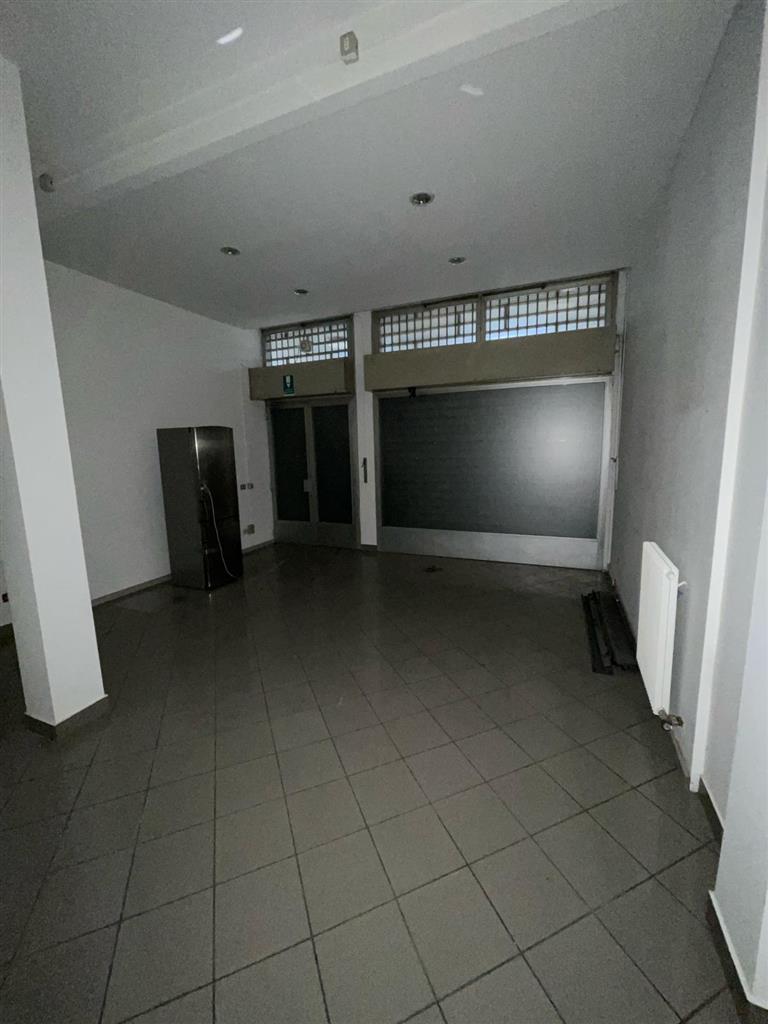 Negozio in vendita in piazza cooperazione 7, Muggi