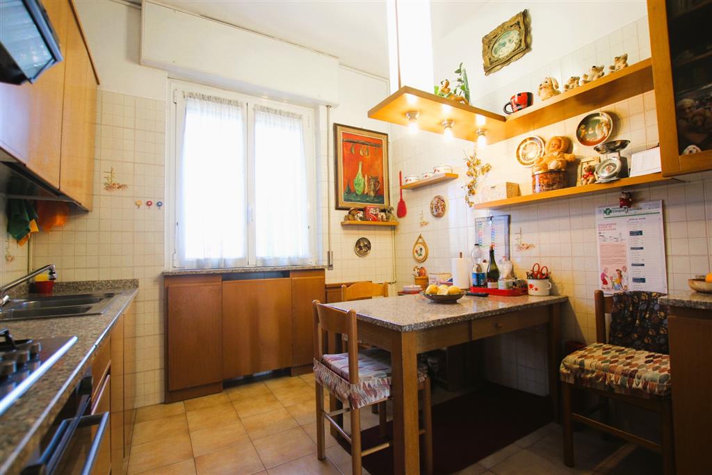 Appartamento con terrazzo in via cilea 45, Cinisello Balsamo