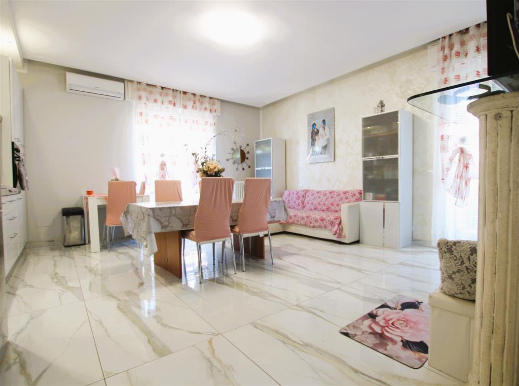 Appartamento ristrutturato in via macchiavelli 26, Cinisello Balsamo