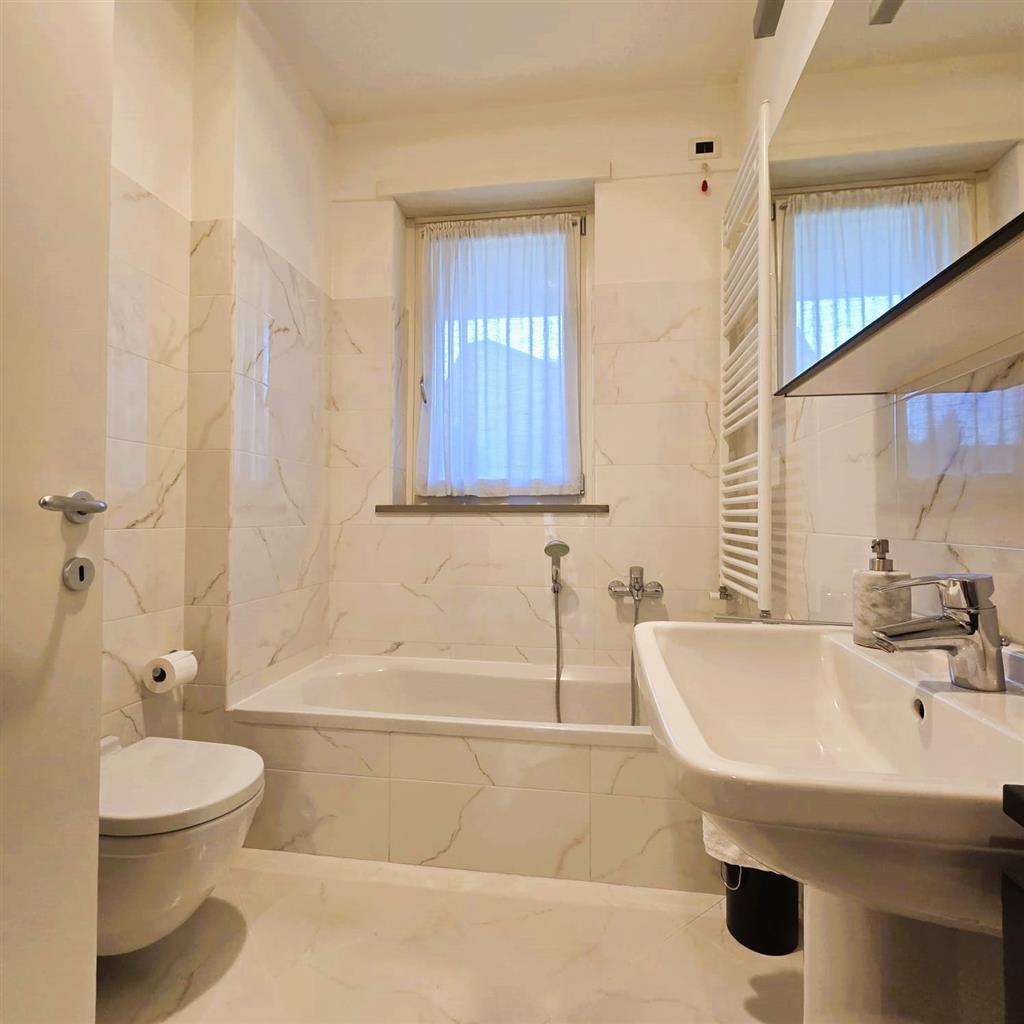 Trilocale con terrazzi in via dante alighieri 55, Seregno