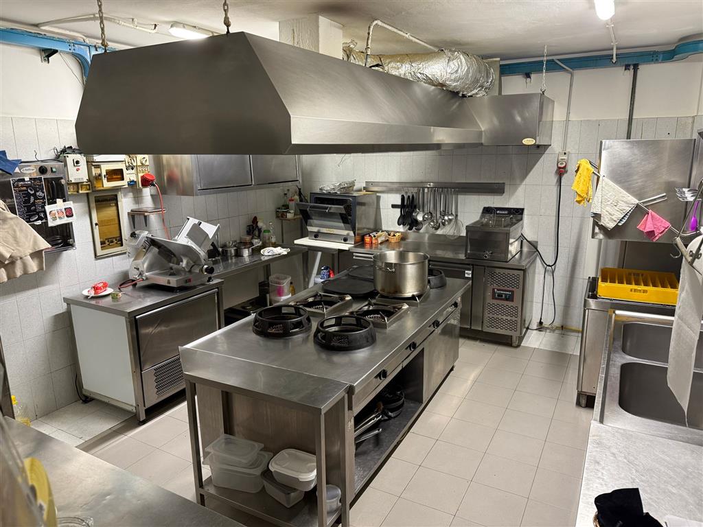 Attivit� commerciale Bar e tabacchi in vendita a Carate Brianza
