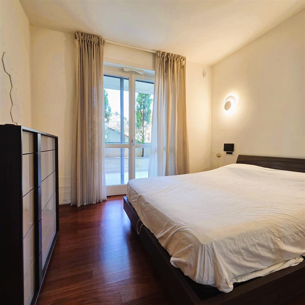Trilocale con terrazzi in via dante alighieri 55, Seregno