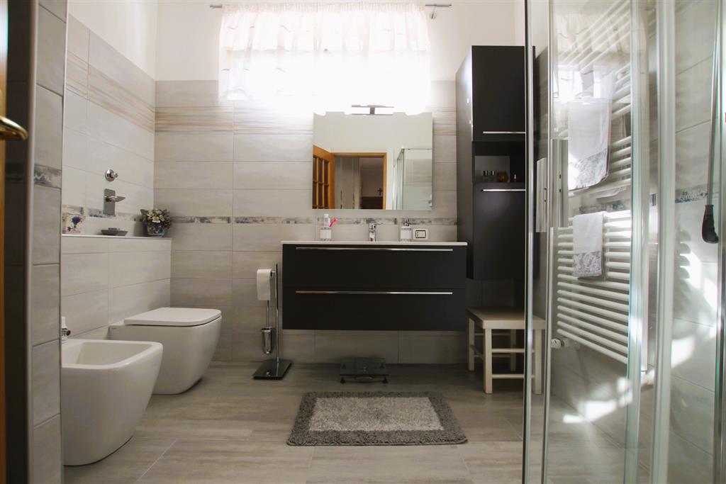 Attico con box in via corridoni 50, Cinisello Balsamo