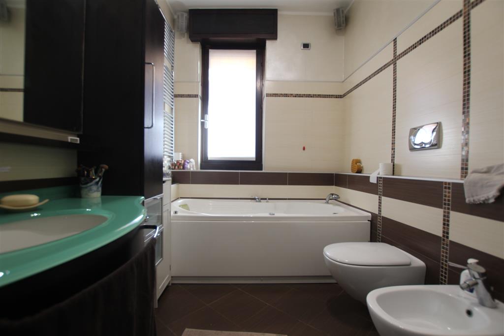 Appartamento con terrazzo in viale della repubblica 29, Muggi