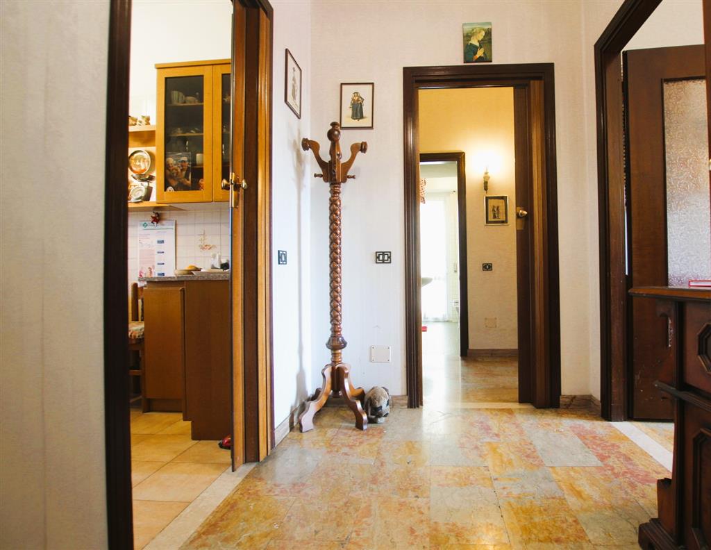 Appartamento con terrazzo in via cilea 45, Cinisello Balsamo