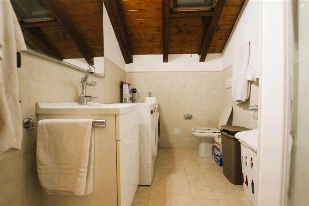 Quadrilocale con box doppio in largo rebattini 6 briosco, Briosco