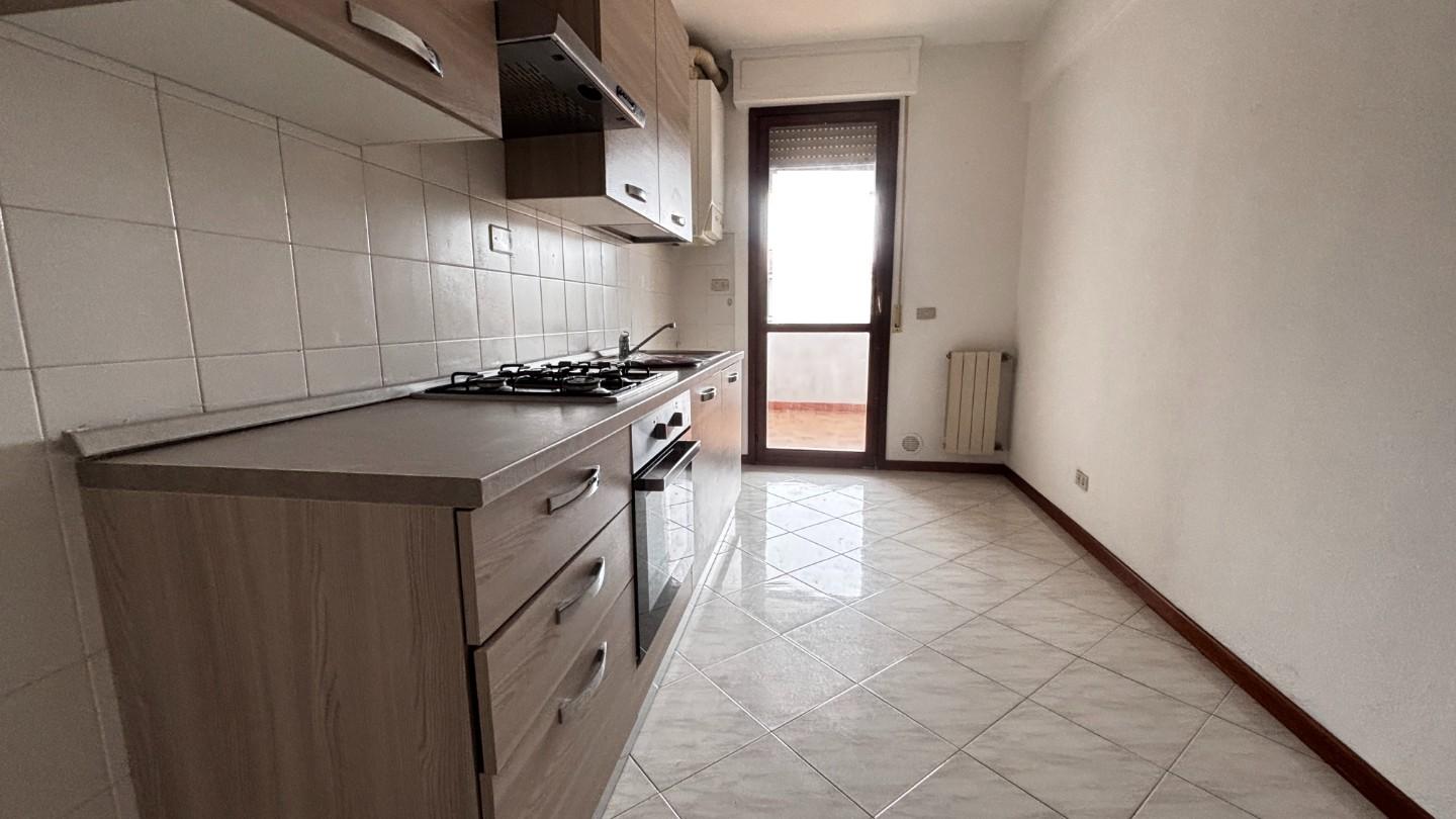 Quadrilocale con terrazzo a Cascina