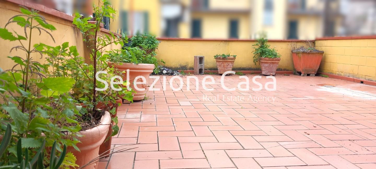 Trilocale con terrazzo a Pontedera