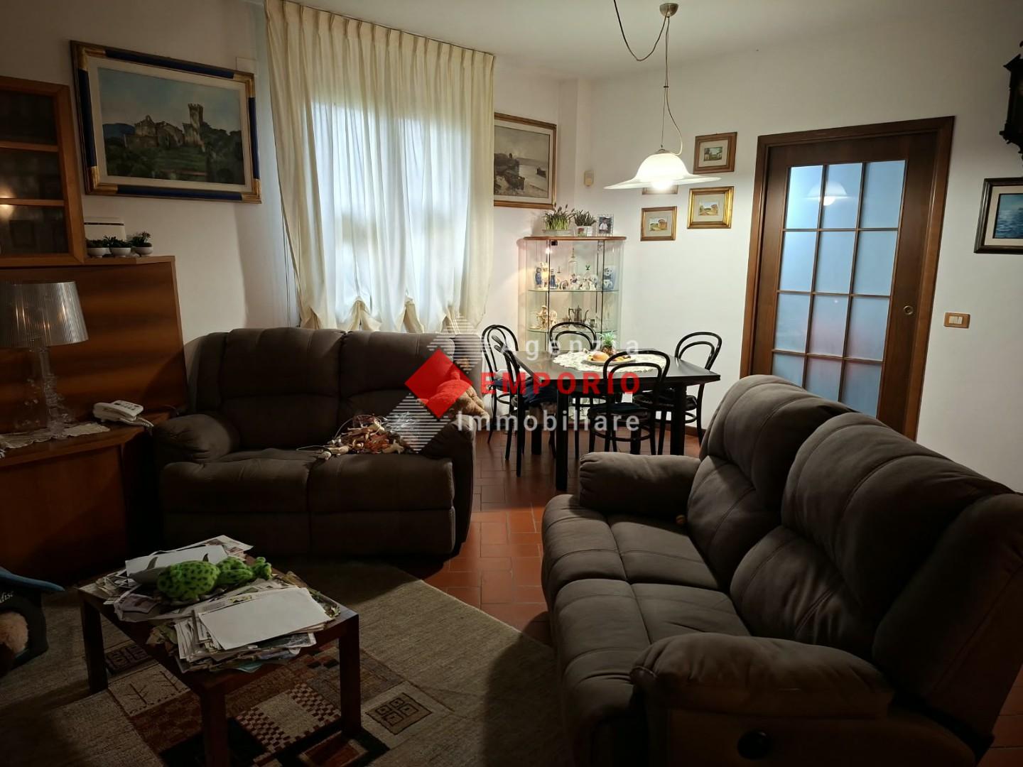 Villa con giardino a Vicopisano