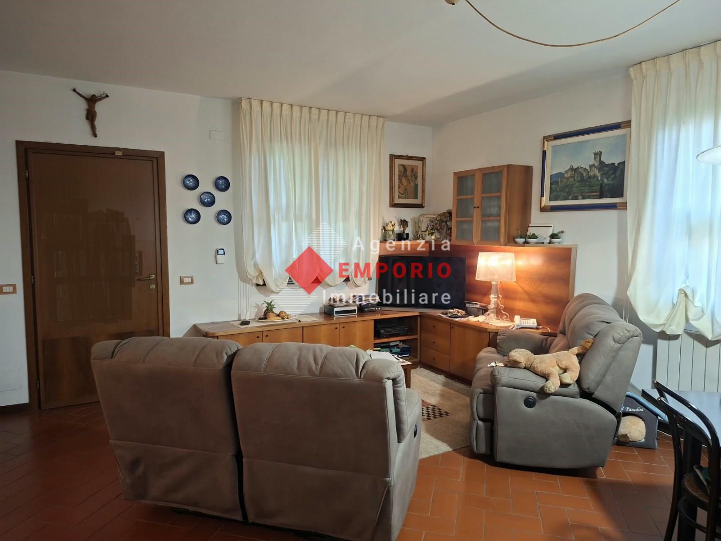 Villa con giardino a Vicopisano