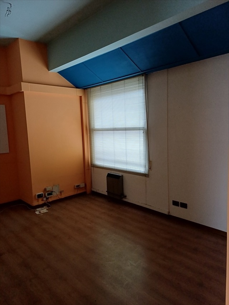 Ufficio in affitto in via bonopera, Senigallia
