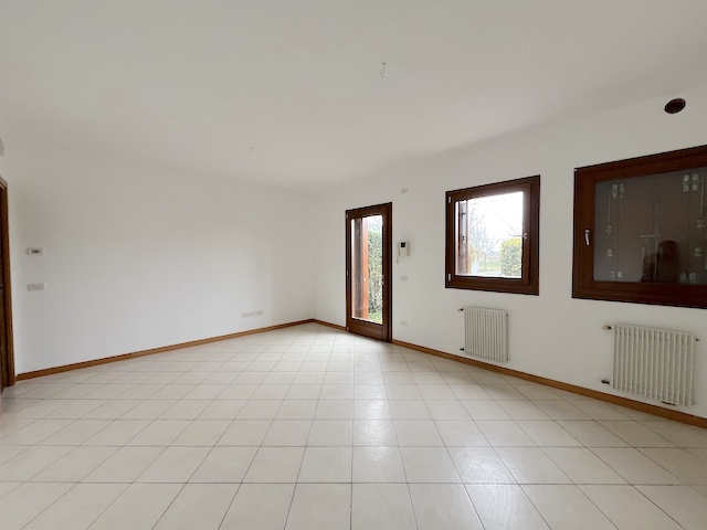 Quadrilocale con giardino a Salgareda